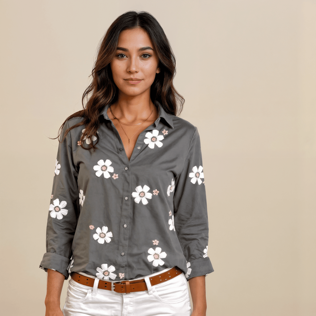 Camisa Feminina Floral de Botão