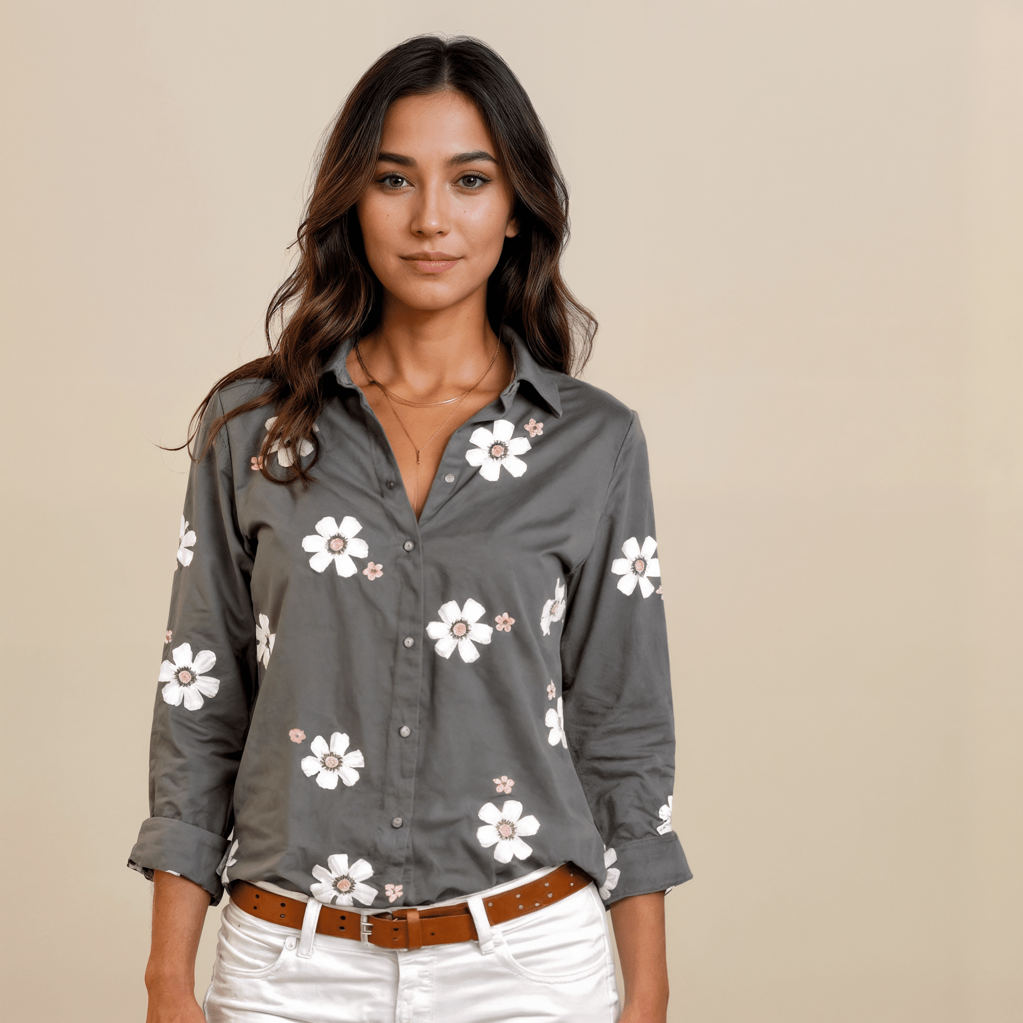 Camisa Feminina Floral de Botão